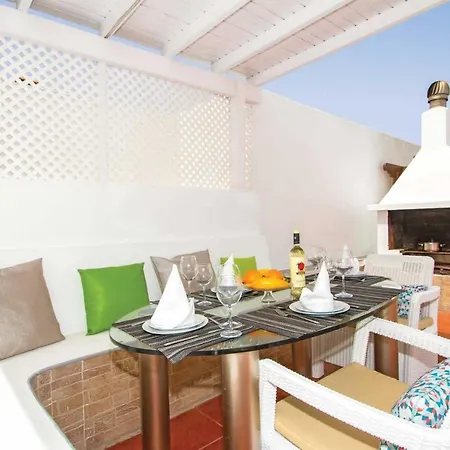 In Puerto Del Carmen W- * Пуерто-дель-Кармен