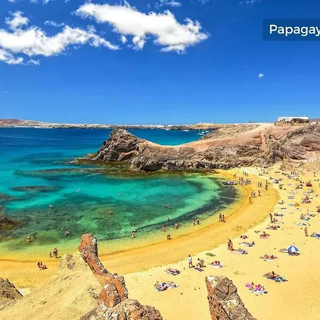 Вілла In Puerto Del Carmen W- Пуерто-дель-Кармен